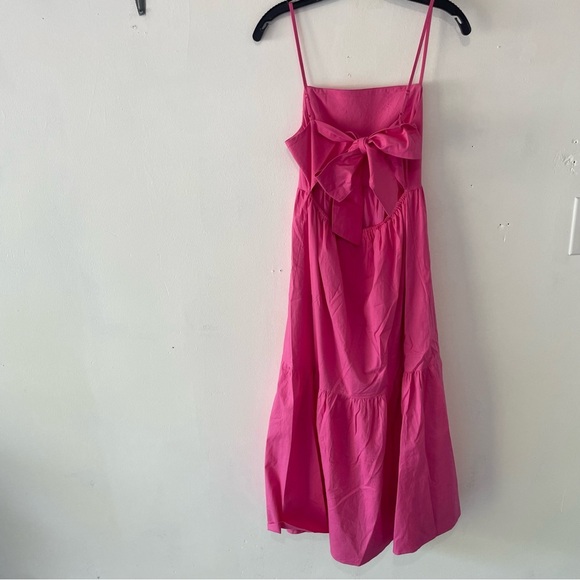 Wayf Ollie tiered open bow back pink midi dress 37542 - Picture 3 of 10